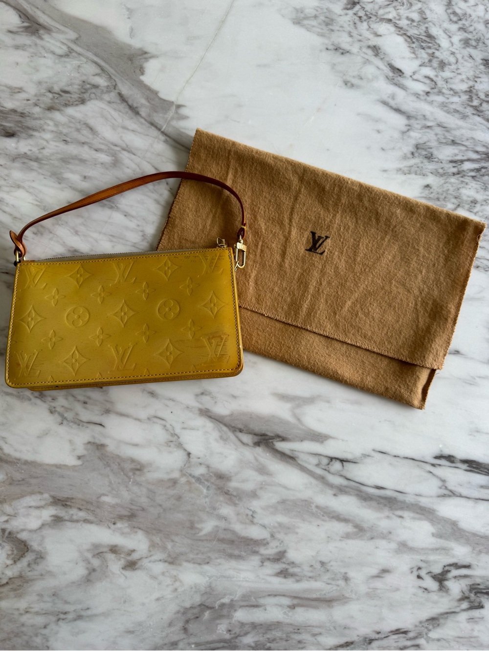 Louis Vuitton Vernis Pochette
